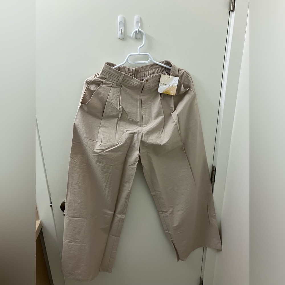 Chicwish Wide leg pants NWT - Picture 3 of 4